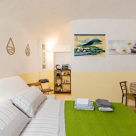 Zen In The Center With Free Parking And 24hours Automatic Check-in With Netflix Dazn And